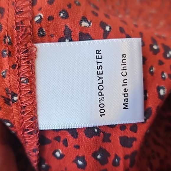 Roan + Ryan Evereve Red Olivia Leopard Blouse L NWOT - Picture 8 of 8
